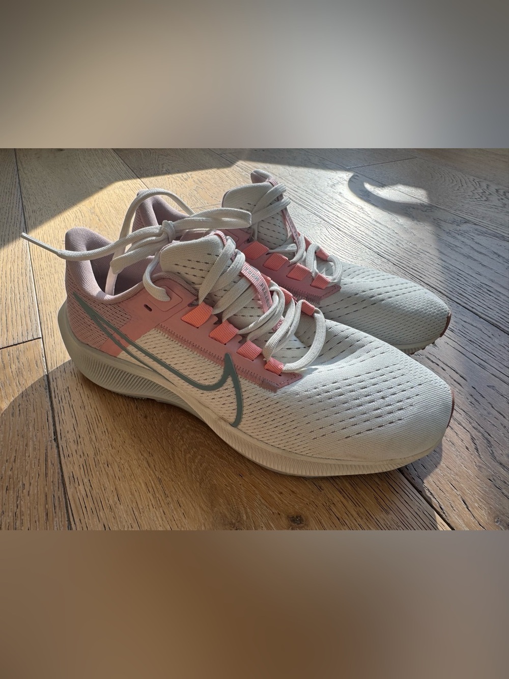 Nike Air zoom Pegasus Women's Light Gray and Pink Running Sneakers - 8.5 - Picture 3 of 6